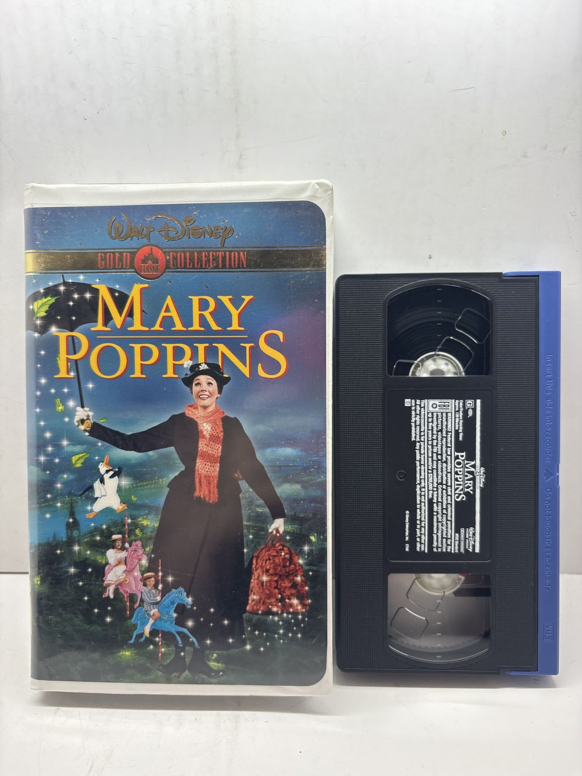 Mary Poppins VHS front cover and cassette