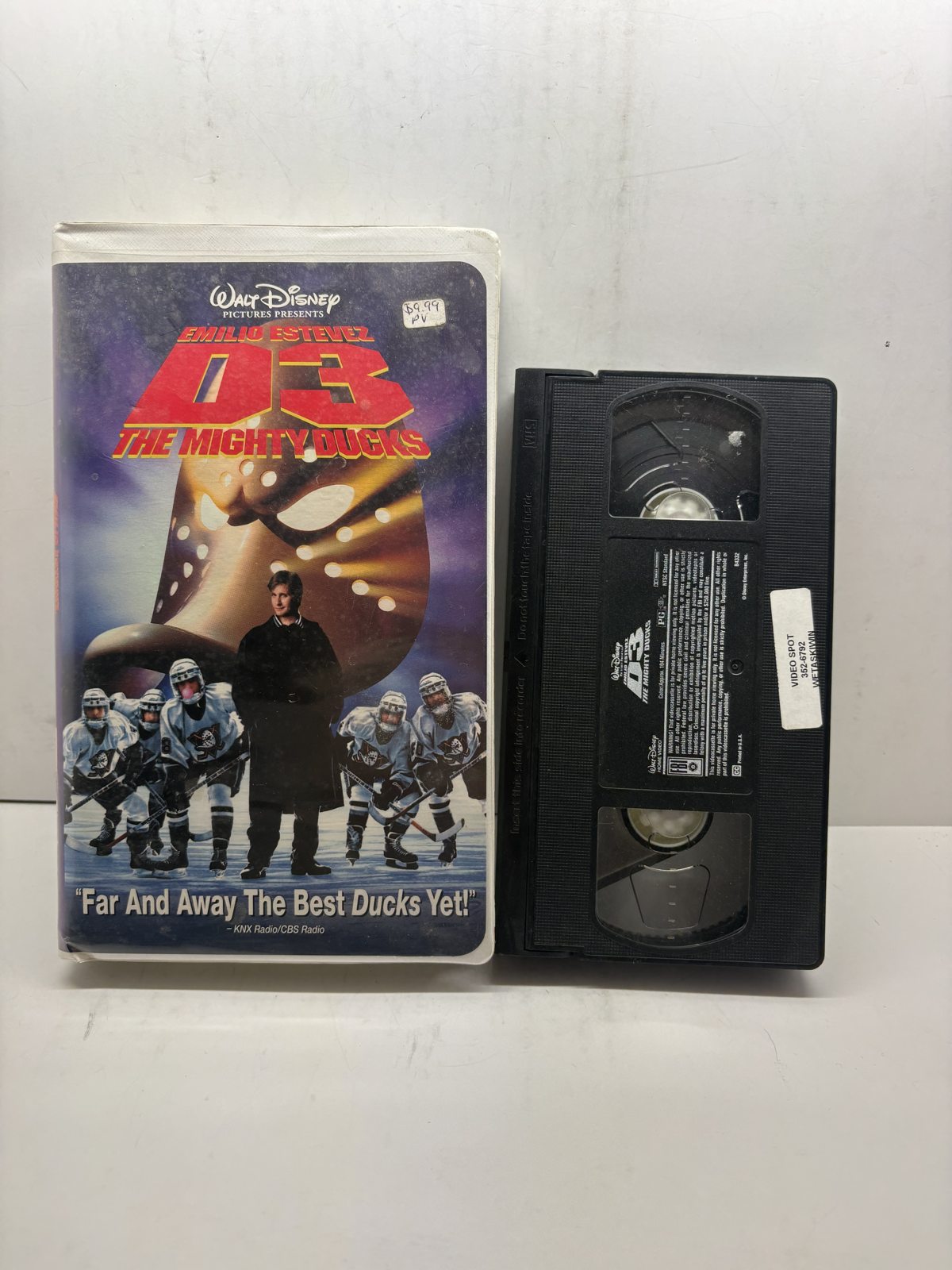 D2: The Mighty Ducks VHS front cover
